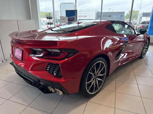 2025 Chevrolet Corvette Stingray w/2LT