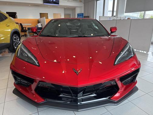 2025 Chevrolet Corvette Stingray w/2LT