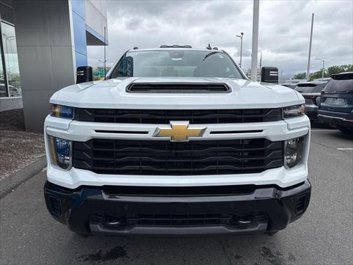 2025 Chevrolet Silverado 2500 Custom