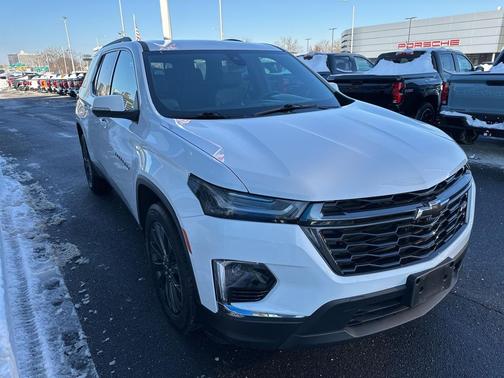 2023 Chevrolet Traverse RS