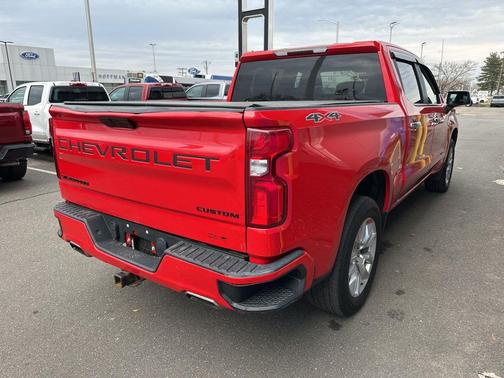 2020 Chevrolet Silverado 1500 Custom