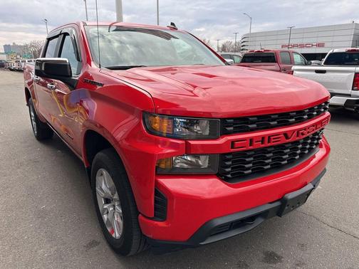 2020 Chevrolet Silverado 1500 Custom
