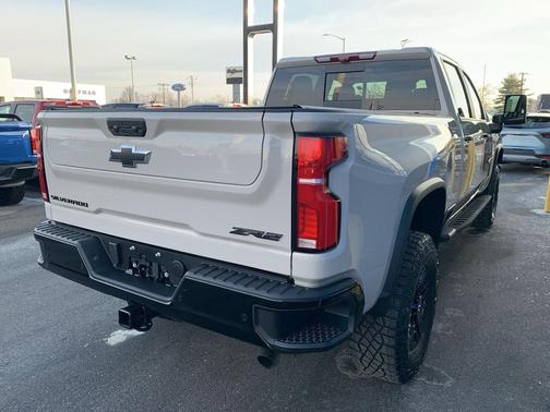 2026 Chevrolet Silverado 2500 Crew Cab, Standard Bed, XR2, 4WD