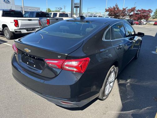 Mosaic Black Metallic 2020 Chevrolet Malibu FWD LT