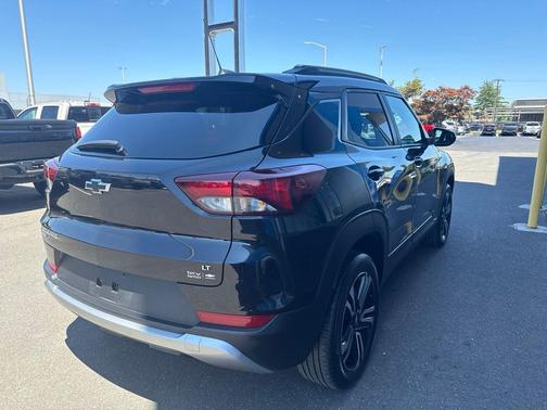 Mosaic Black Metallic 2023 Chevrolet Trailblazer LT