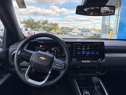 2025 Chevrolet Colorado LT