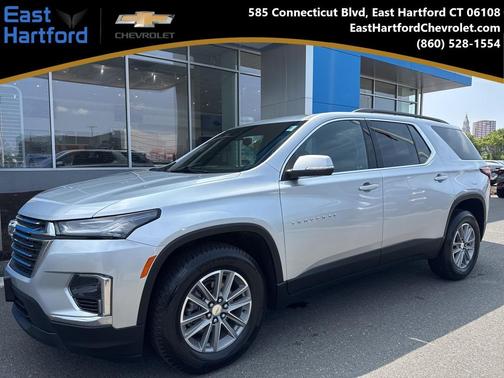 2022 Chevrolet Traverse LT Cloth
