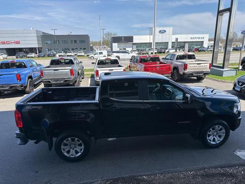 Black 2019 Chevrolet Colorado LT