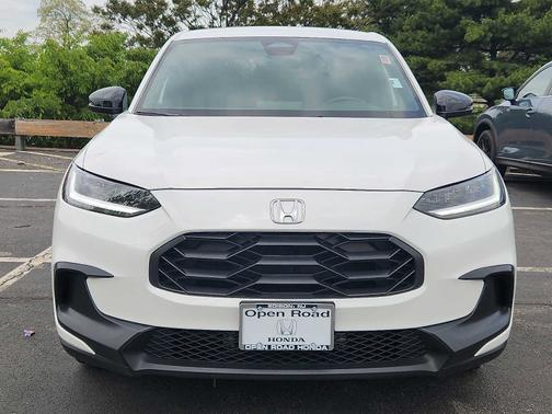 Platinum White Pearl 2025 Honda HR-V