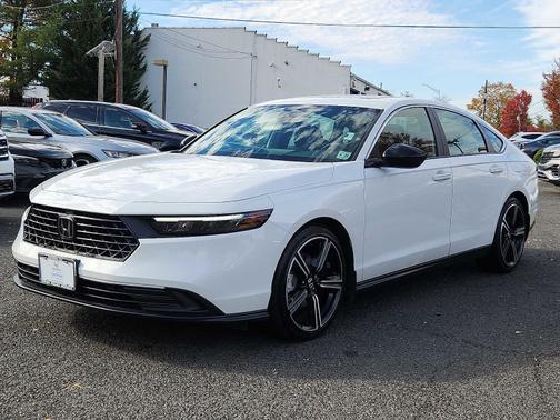 2024 Honda Accord Hybrid 