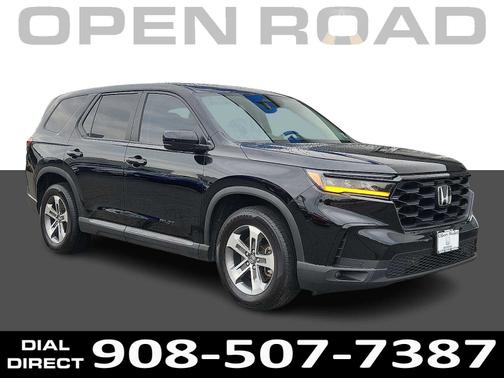 Crystal Black Pearl 2023 Honda Pilot