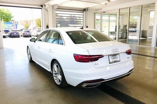2023 Audi A4 45 S line Premium Plus