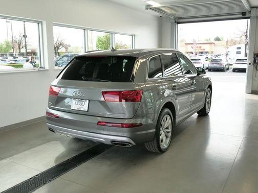 2017 Audi Q7 2.0T Premium Plus