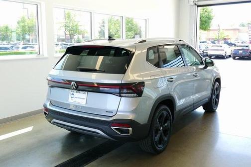 2025 Volkswagen Taos 1.5T SEL