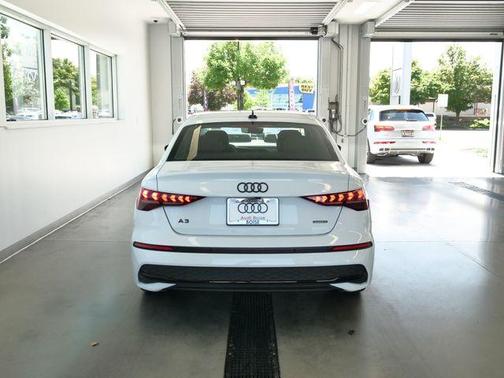 Glacier White Metallic 2025 Audi A3 2.0T Premium