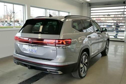 2024 Volkswagen Atlas 2.0T SE