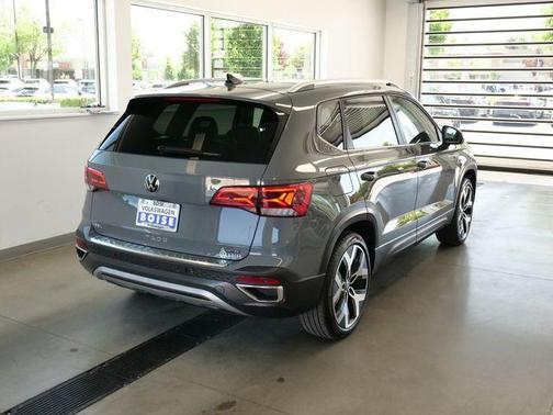 Pure Gray 2023 Volkswagen Taos 1.5T SEL