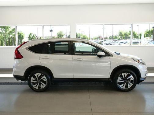 White 2016 Honda CR-V Touring