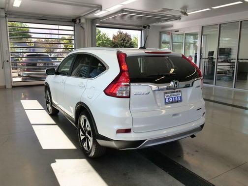 White 2016 Honda CR-V Touring
