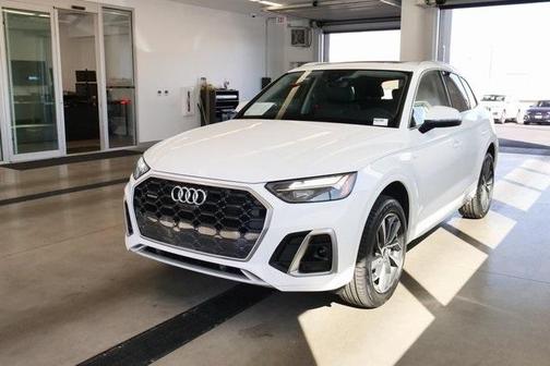 2024 Audi Q5 45 S line quattro Premium