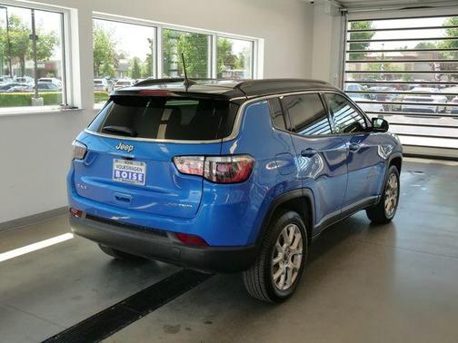 Hydro Blue Pearlcoat 2025 Jeep Compass Limited