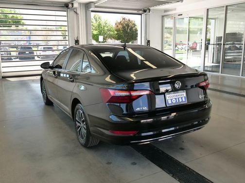 Black 2021 Volkswagen Jetta 1.4T S