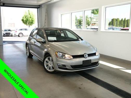 Tungsten Silver Metallic 2015 Volkswagen Golf TDI SE 4-Door