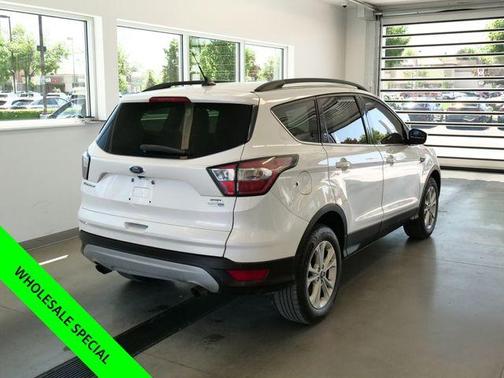 White Platinum Clearcoat Metallic 2018 Ford Escape SEL