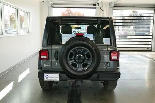 2021 Jeep Wrangler Sport