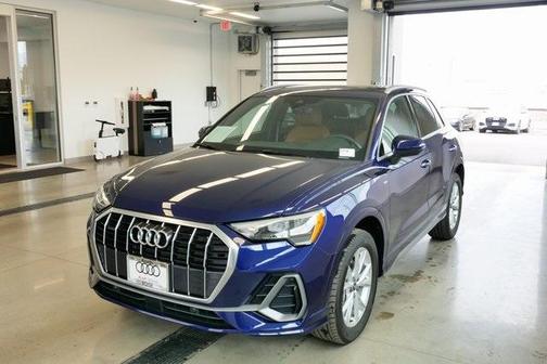 2022 Audi Q3 45 S line Premium
