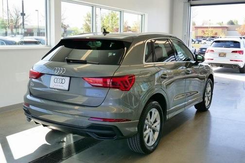 2024 Audi Q3 45 S line Premium