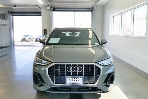 2024 Audi Q3 45 S line Premium