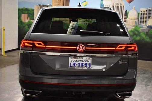 2025 Volkswagen Atlas 2.0T SE