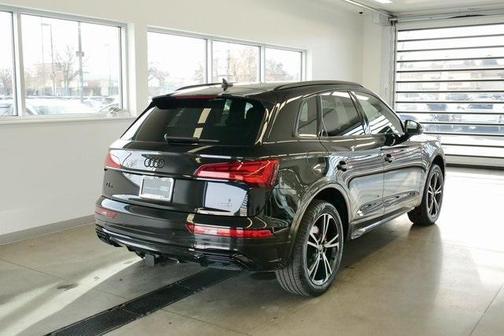 2025 Audi Q5 45 S line quattro Premium