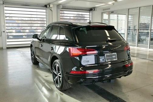 2025 Audi Q5 45 S line quattro Premium