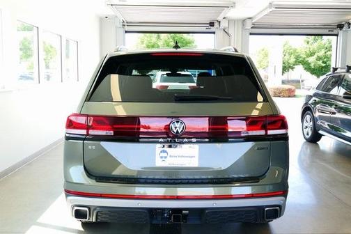 2025 Volkswagen Atlas 2.0T Peak Edition