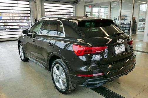 2020 Audi Q3 45 S line Premium