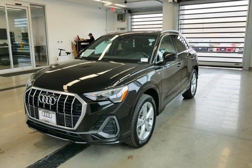 2020 Audi Q3 45 S line Premium