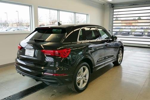 2020 Audi Q3 45 S line Premium