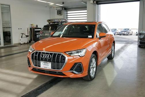 2024 Audi Q3 45 S line Premium