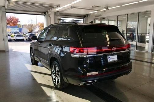 2024 Volkswagen Atlas 2.0T SE