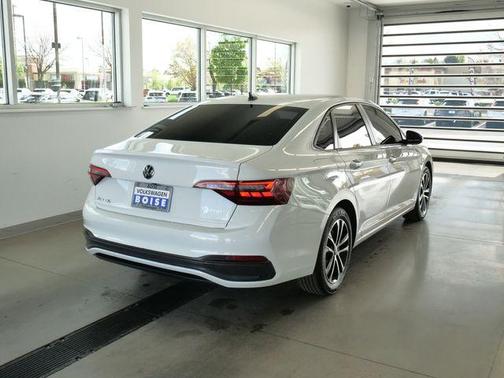 Pure White 2023 Volkswagen Jetta 1.5T Sport