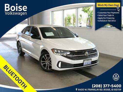 Pure White 2023 Volkswagen Jetta 1.5T Sport