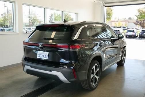 2025 Volkswagen Tiguan 2.0T SE