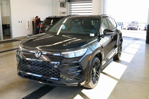 2025 Volkswagen Tiguan 2.0T SE R-Line Black