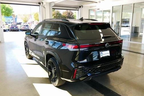 2025 Volkswagen Tiguan 2.0T SE R-Line Black