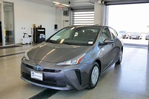2022 Toyota Prius LE