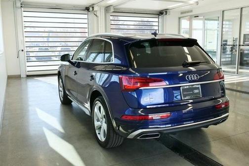 2025 Audi Q5 45 S line quattro Premium