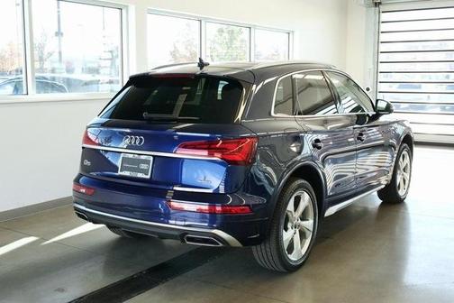 2025 Audi Q5 45 S line quattro Premium