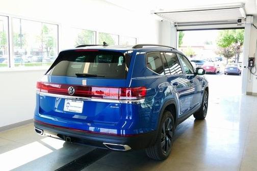 2025 Volkswagen Atlas 2.0T SE